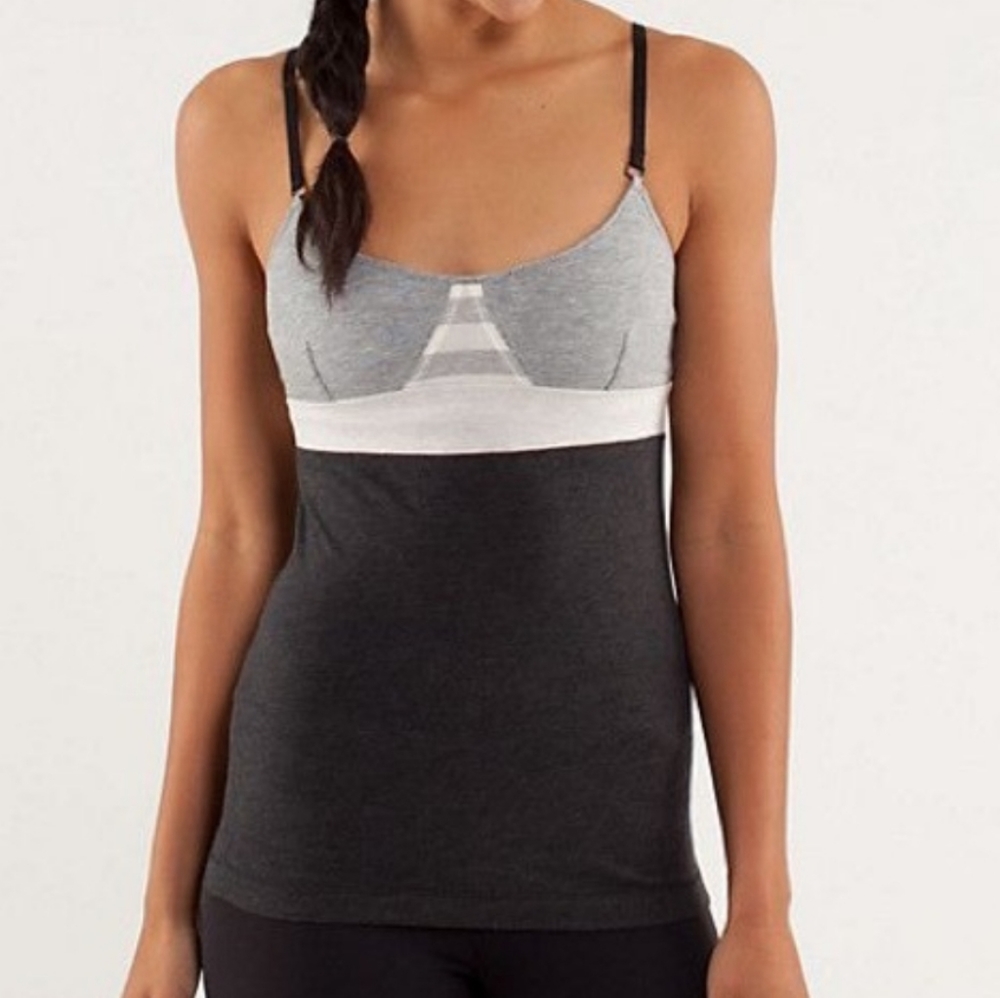 Lululemon - Contentment Triangle Tank Top Sz 2
